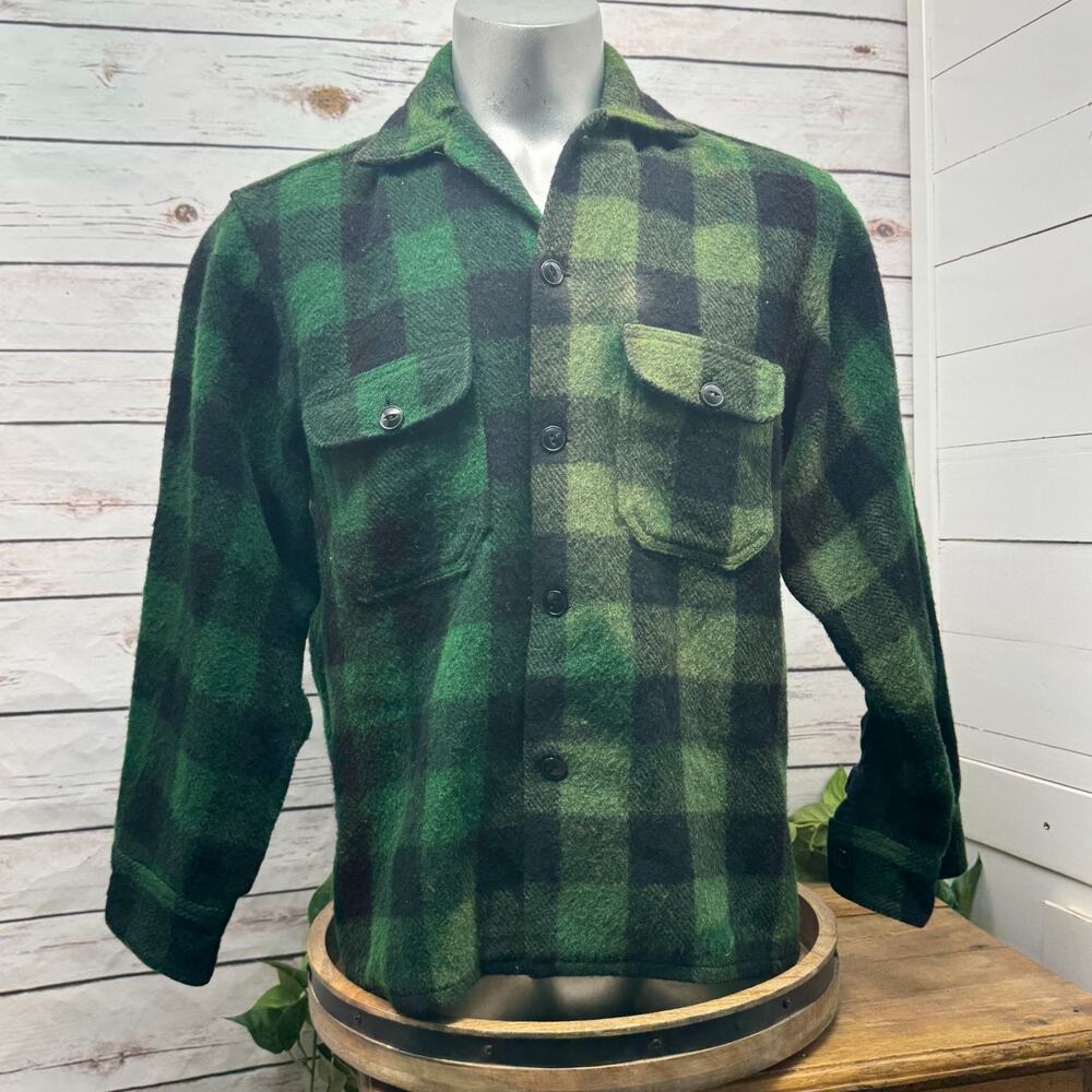 HUDSON'S BAY Outdoor Clothing BUFFALO PLAID Green Black Wool Medium Mens Shirt